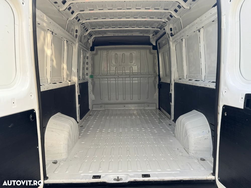 Peugeot Boxer L3H2 335 S&S Asphalt - 19