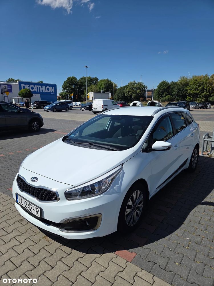 Kia Ceed 1.6 CRDi L DCT - 1