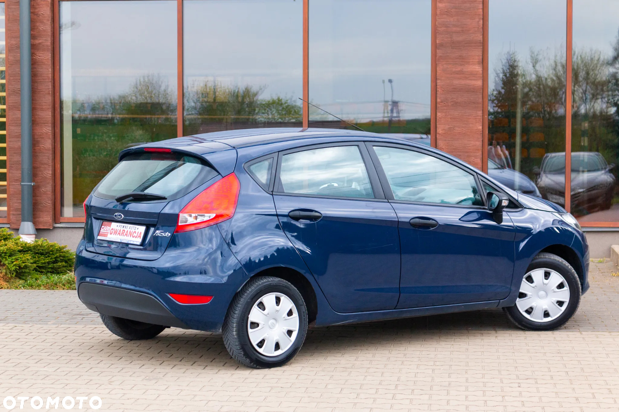 Ford Fiesta 1.25 Ambiente EU5 - 9