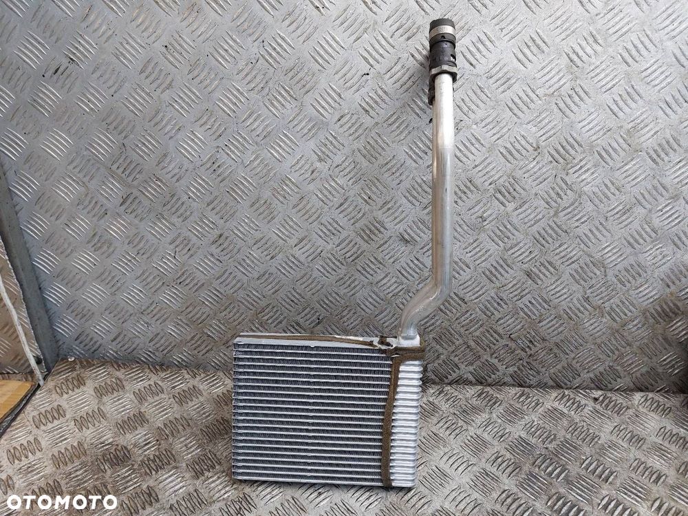 CHŁODNICA WODY NAGRZEWNICY VOLVO C30 I EU EUROPA VP3M5H-18476-EA - 1