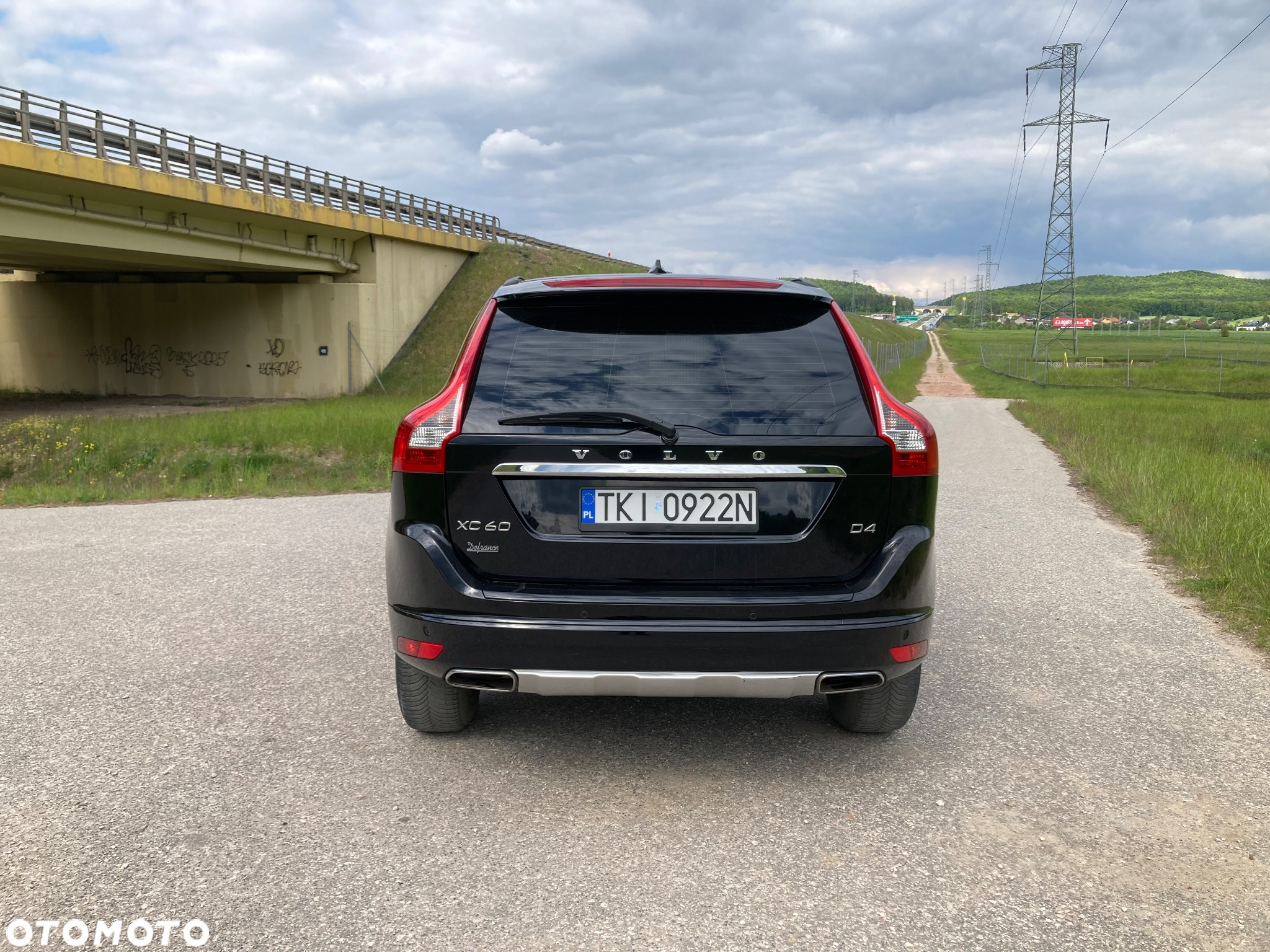 Volvo XC 60 D4 Drive-E Momentum - 4