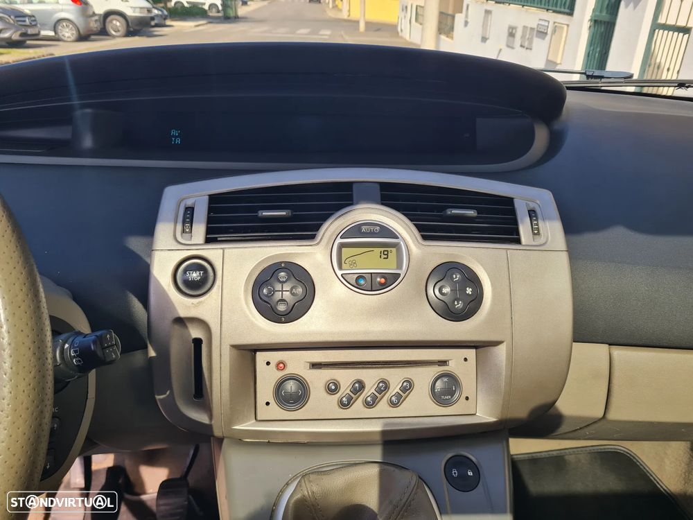 Renault Grand Scénic 1.5 dCi P. Expressi. - 3