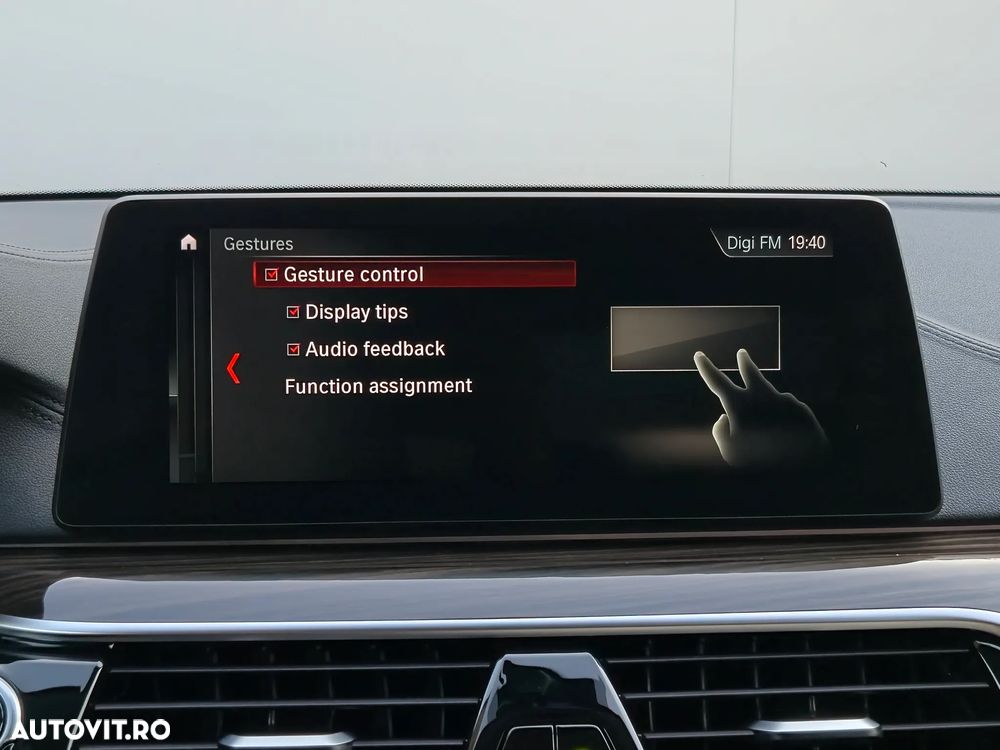 BMW Seria 5 520d Aut. Luxury Line - 29