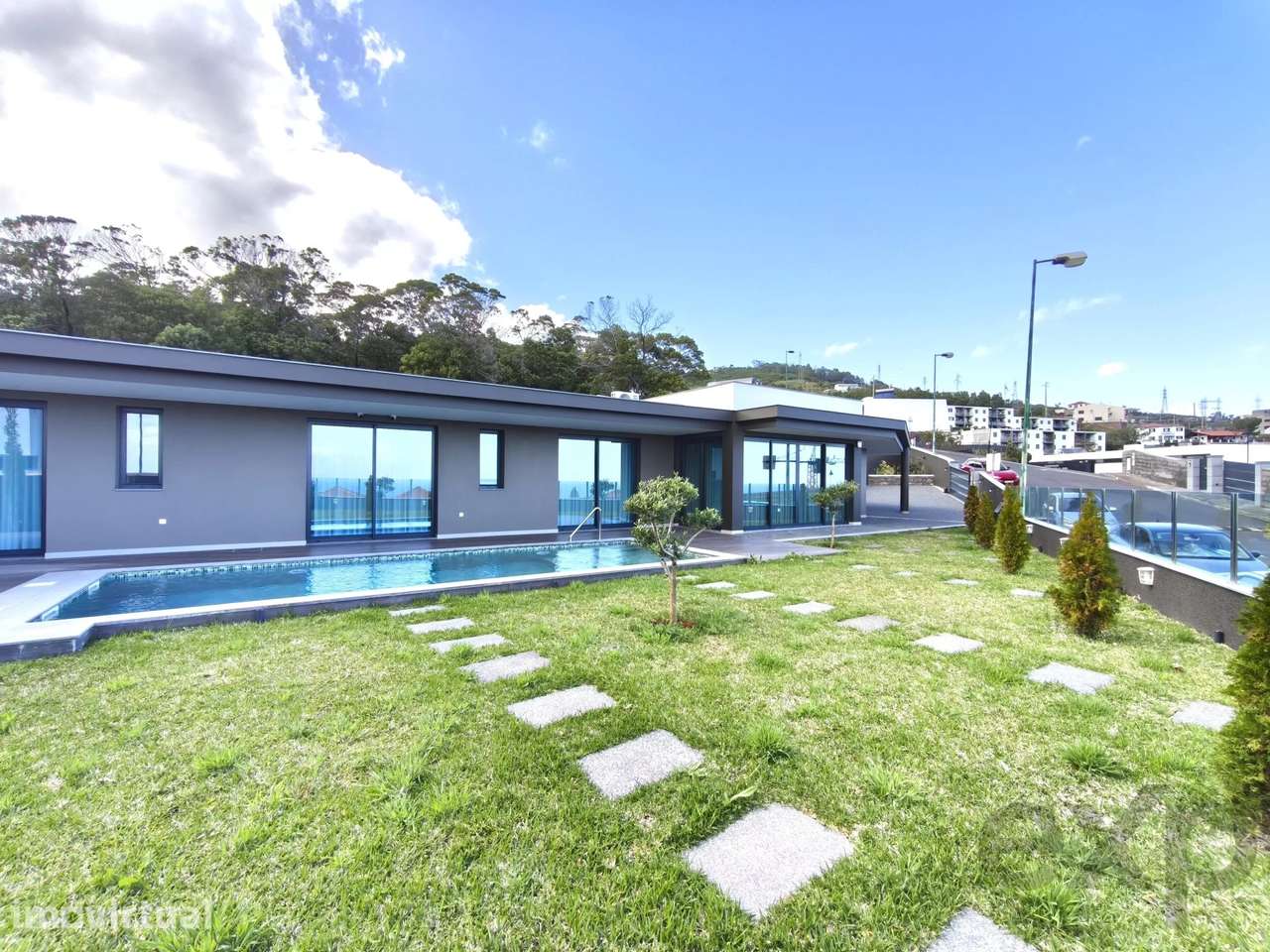 Moradia Contemporânea com 3 Suítes, Água de Pena, Madeira - Grande imagem: 2/60