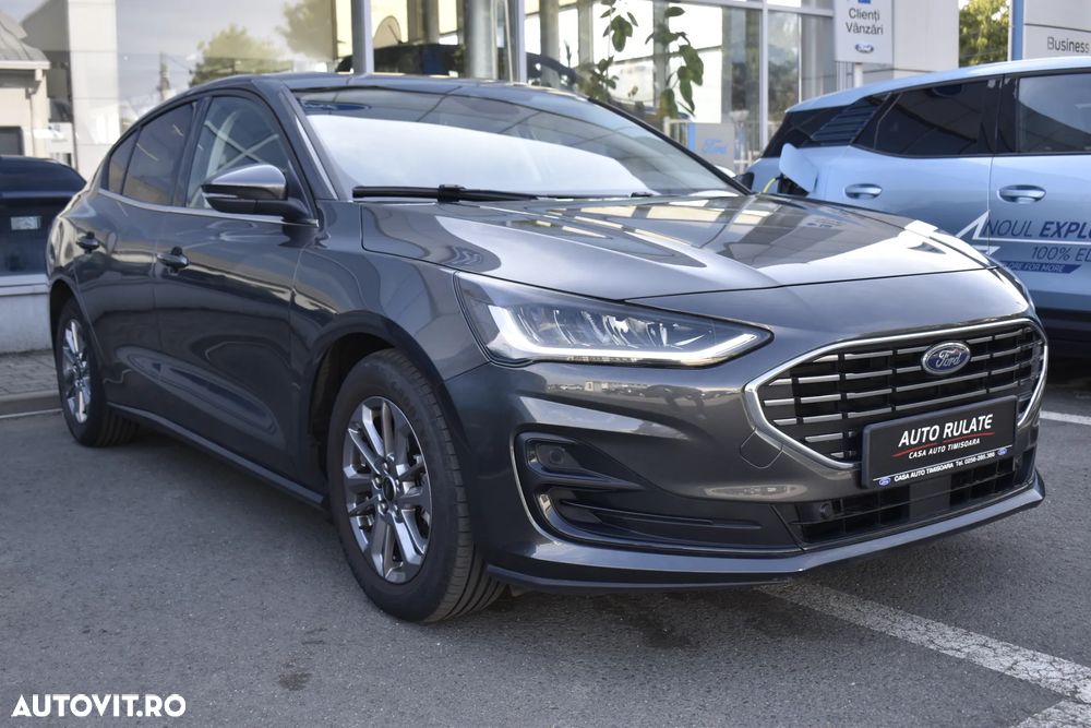 Ford Focus 1.5 EcoBlue 8AT Titanium - 4