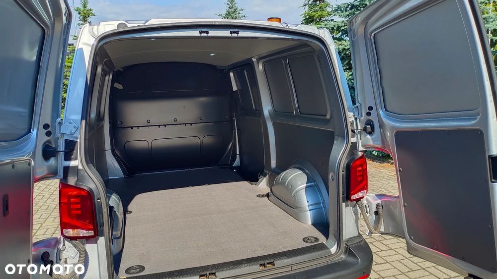 Volkswagen Transporter L2 - 15
