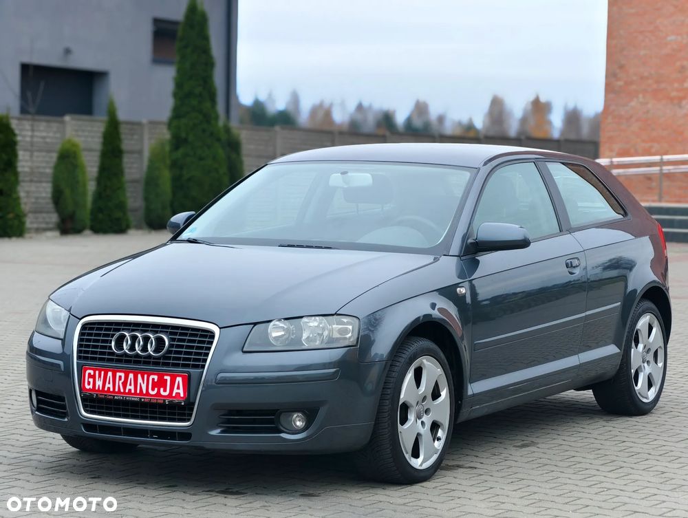 Audi A3 3-drzwiowe 1.6 Attraction - 1