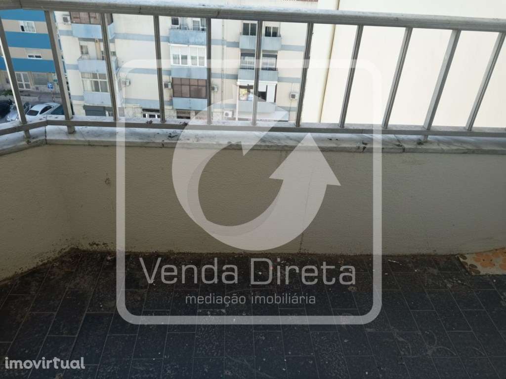 Excelente apartamento T2, com 89 m², localizado, na Amora, Seixal. ... - Grande imagem: 4/20