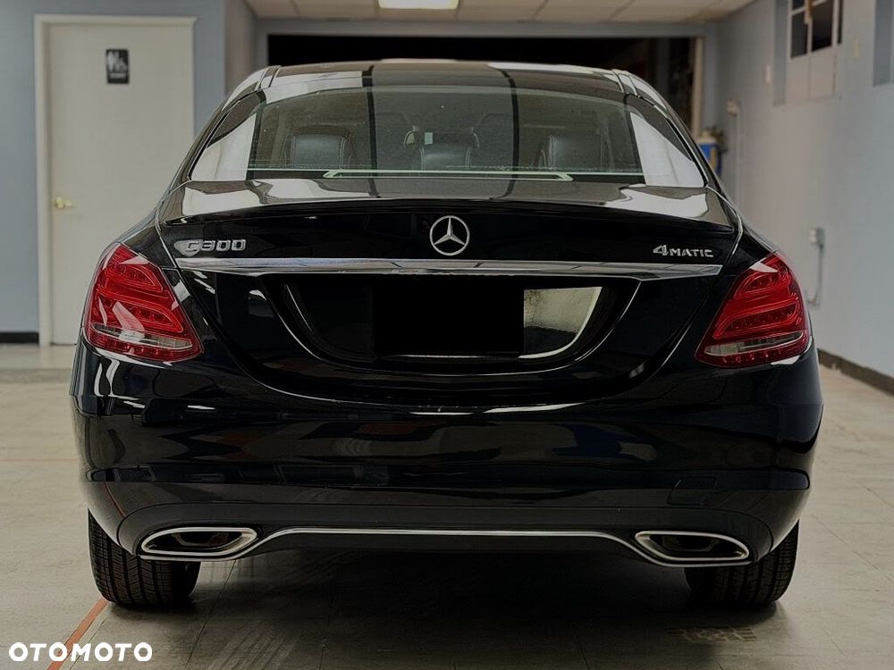 Mercedes-Benz Klasa C 300 7G-TRONIC - 6