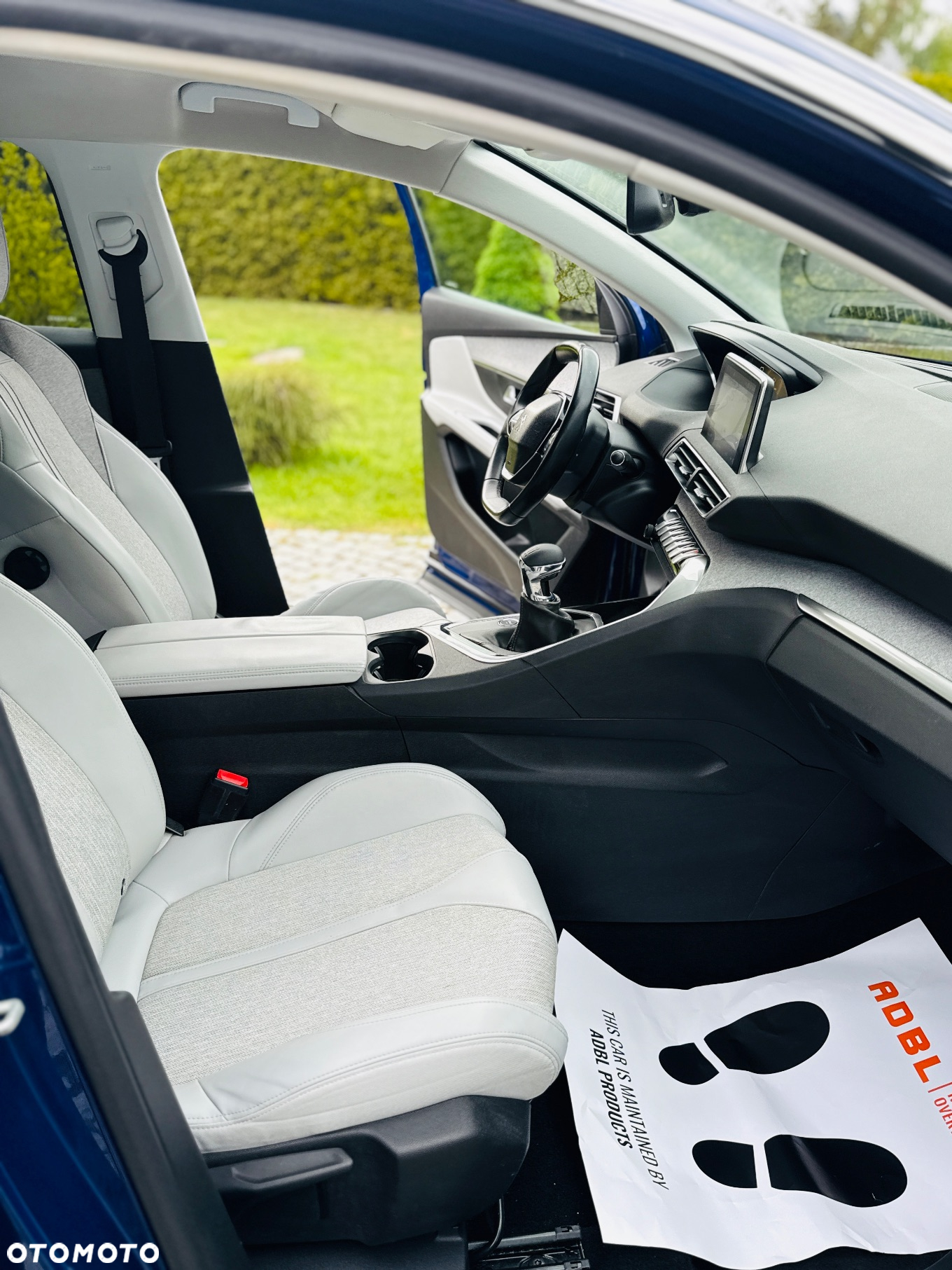 Peugeot 3008 1.5 BlueHDi Allure S&S - 26