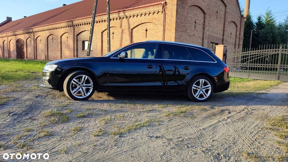 Audi A4 Avant 2.0 TDI DPF multitronic Ambiente - 9