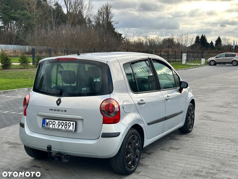 Renault Modus 1.6 16V Privilege - 12