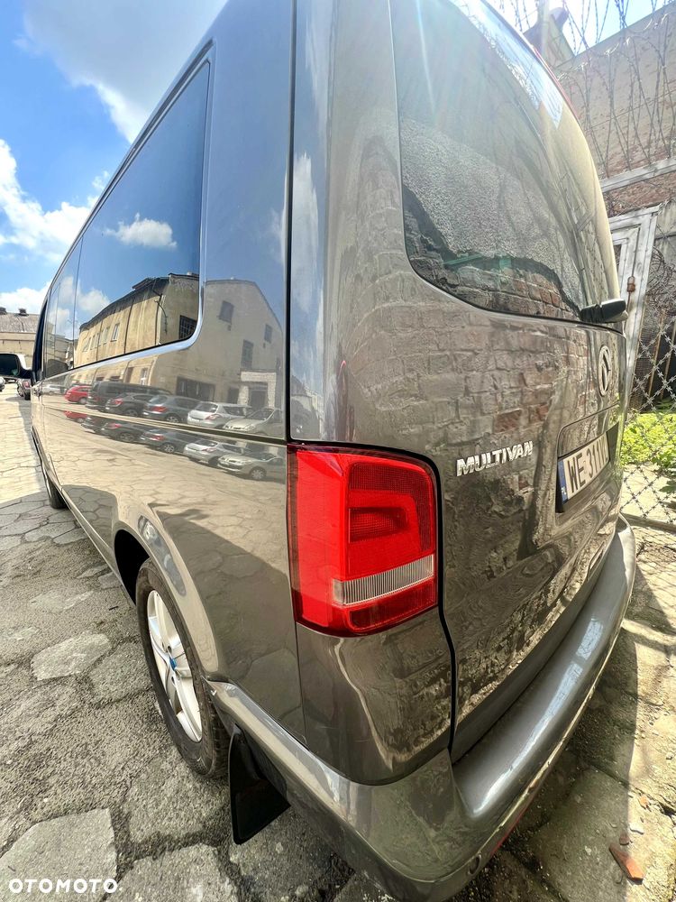 Volkswagen Multivan - 8