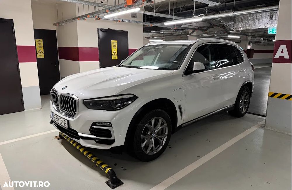 BMW X5 xDrive45e - 15