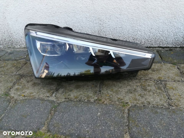 SKODA SCALA FULL LED LAMPA PRZEDNIA PRAWA EUROPA