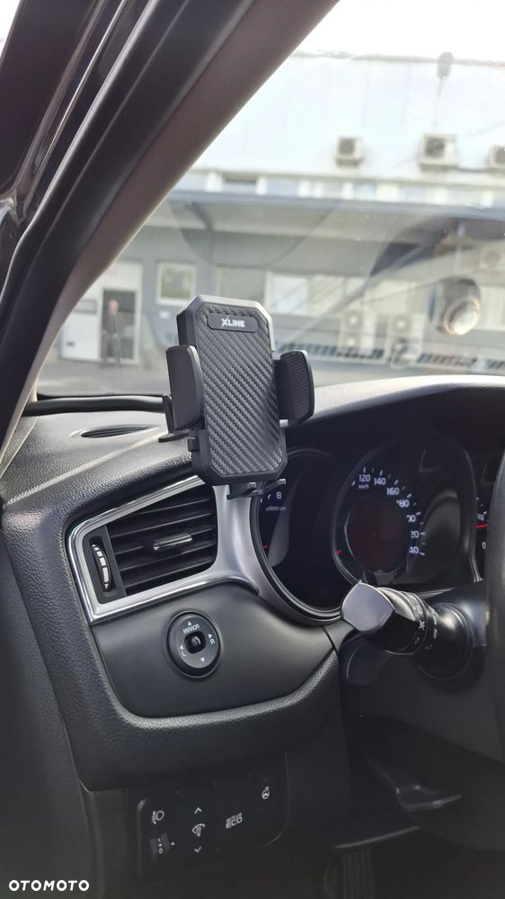 Kia Ceed 1.6 GDI L Business Line DCT - 20