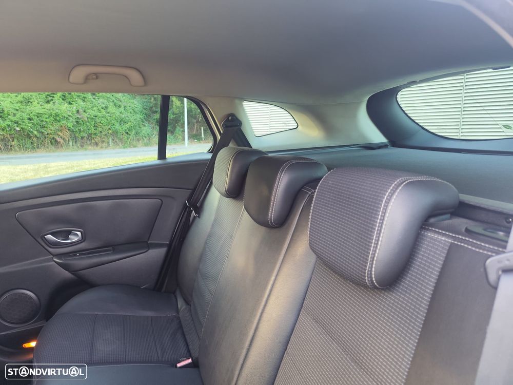 Renault Mégane Sport Tourer 1.5 dCi GT Line - 10