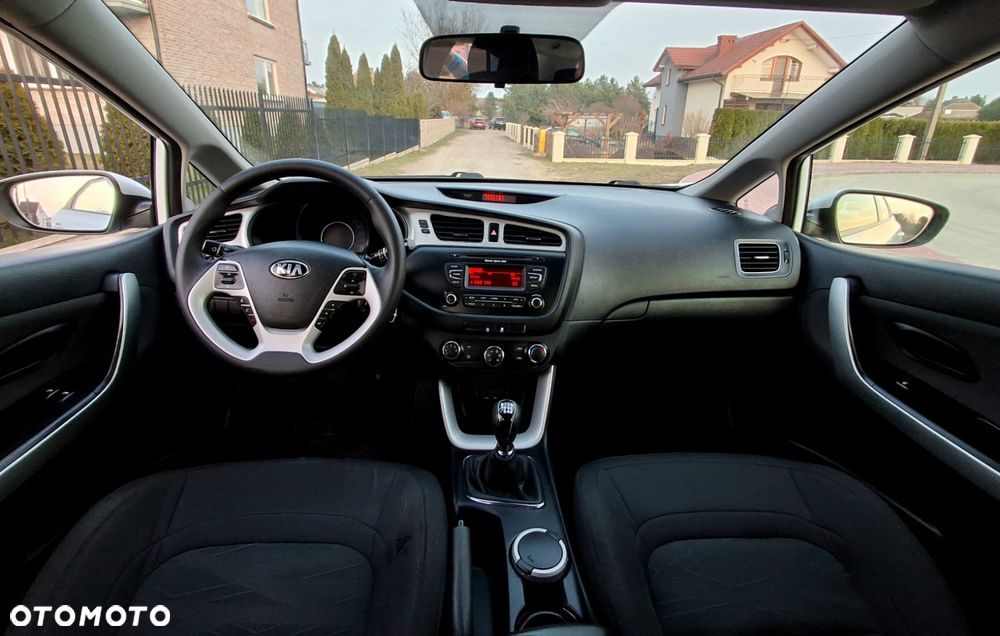 Kia Ceed 1.6 CRDi L - 17