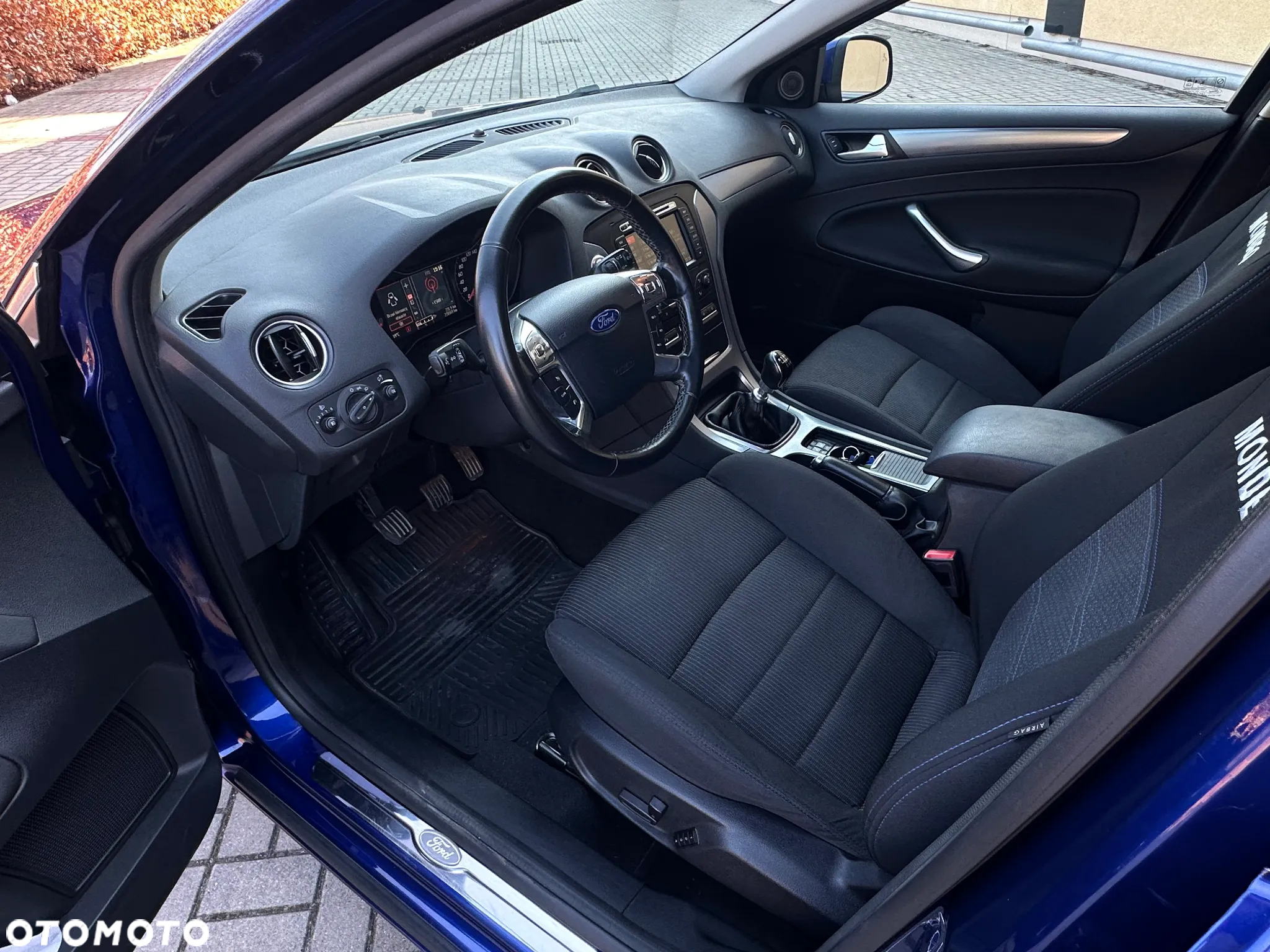 Ford Mondeo 2.0 TDCi Titanium - 21