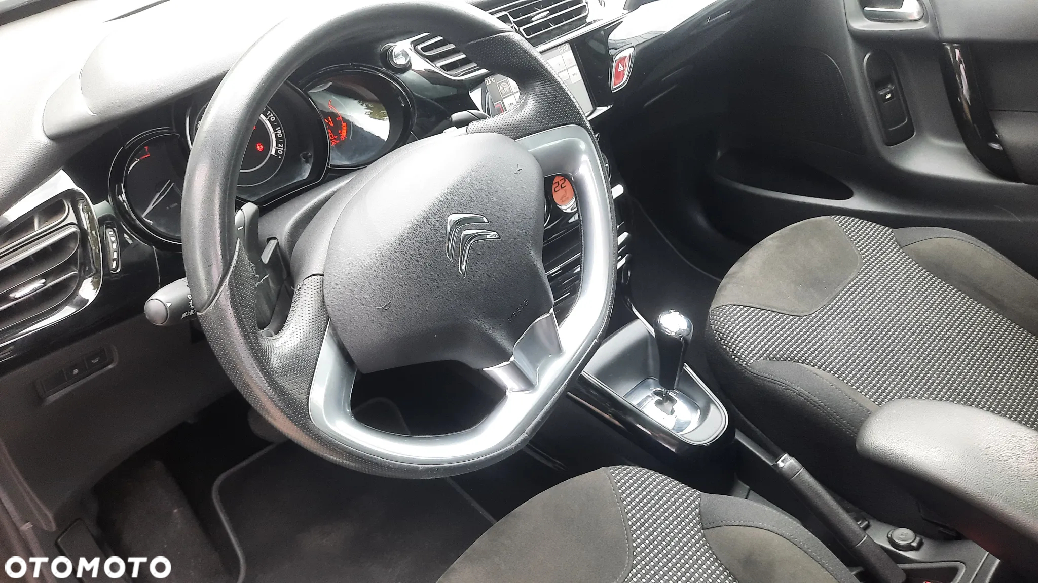 Citroën C3 1.2 e-VTi Exclusive ETG - 17