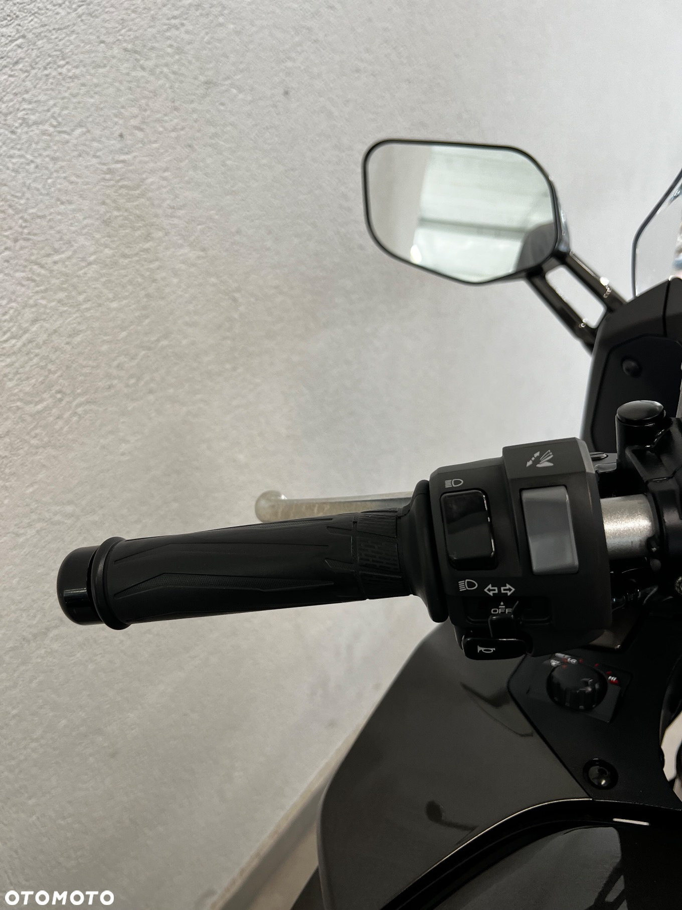Yamaha FJR - 8