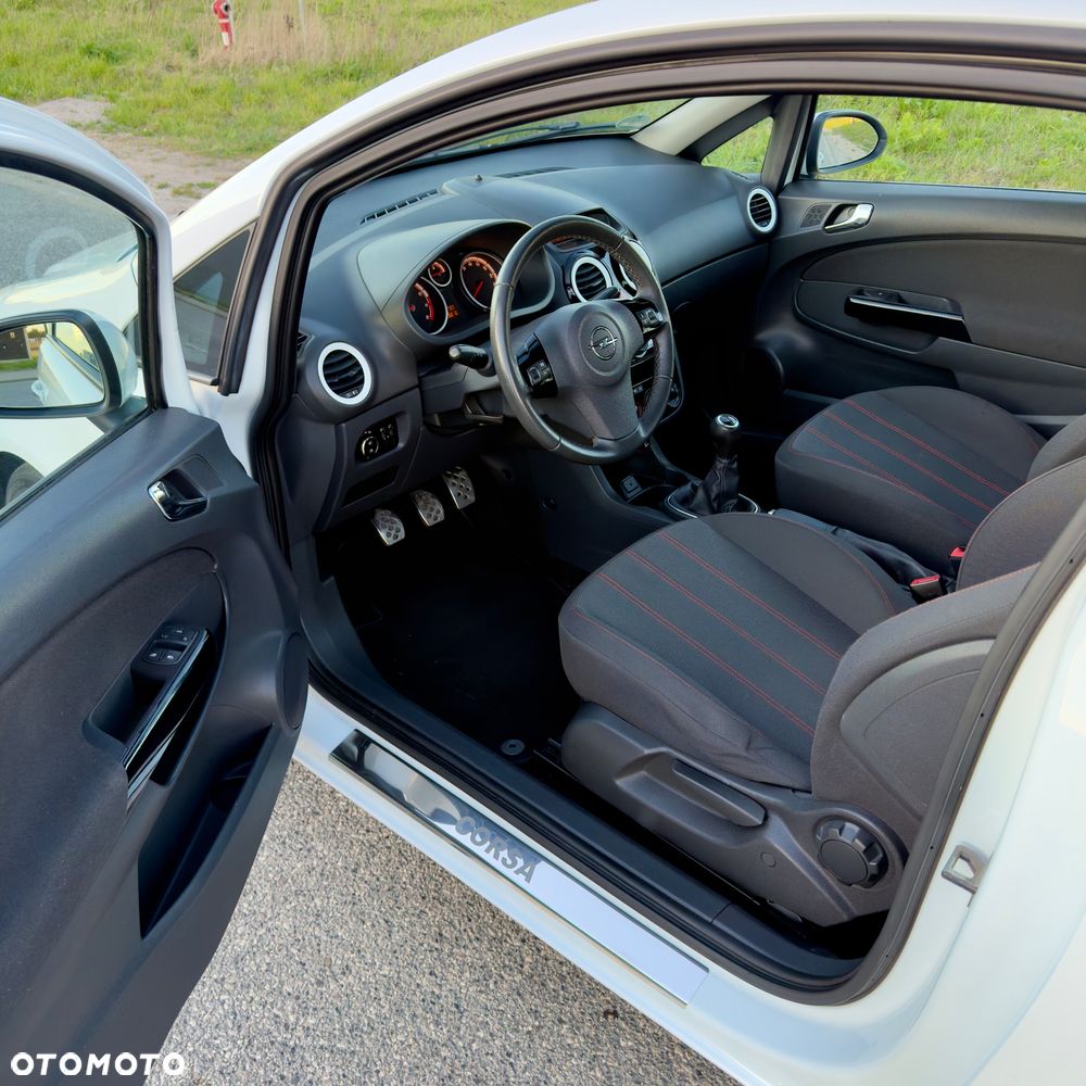 Opel Corsa 1.4 16V Color Edition - 7