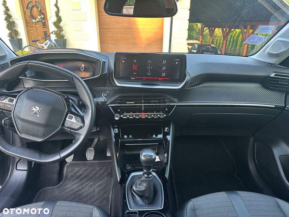 Peugeot 208 PureTech 110 Stop & Start Tech Edition - 17
