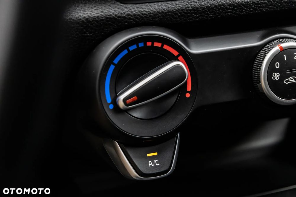 Kia Rio 1.2 L - 20