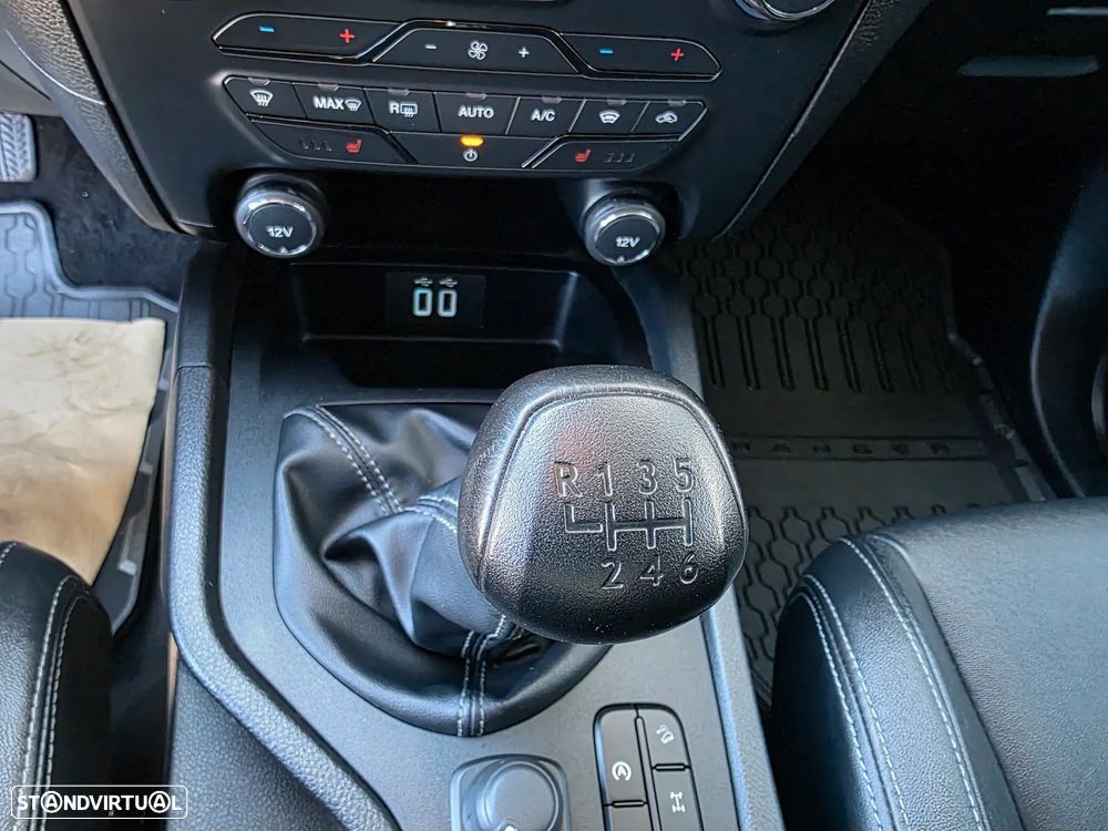 Ford Ranger 2.0 TDCi CD Limited 4WD - 33