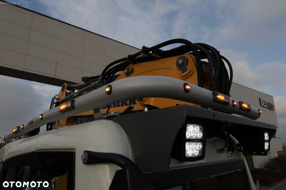 Liebherr A913 Compact Litronic - 32