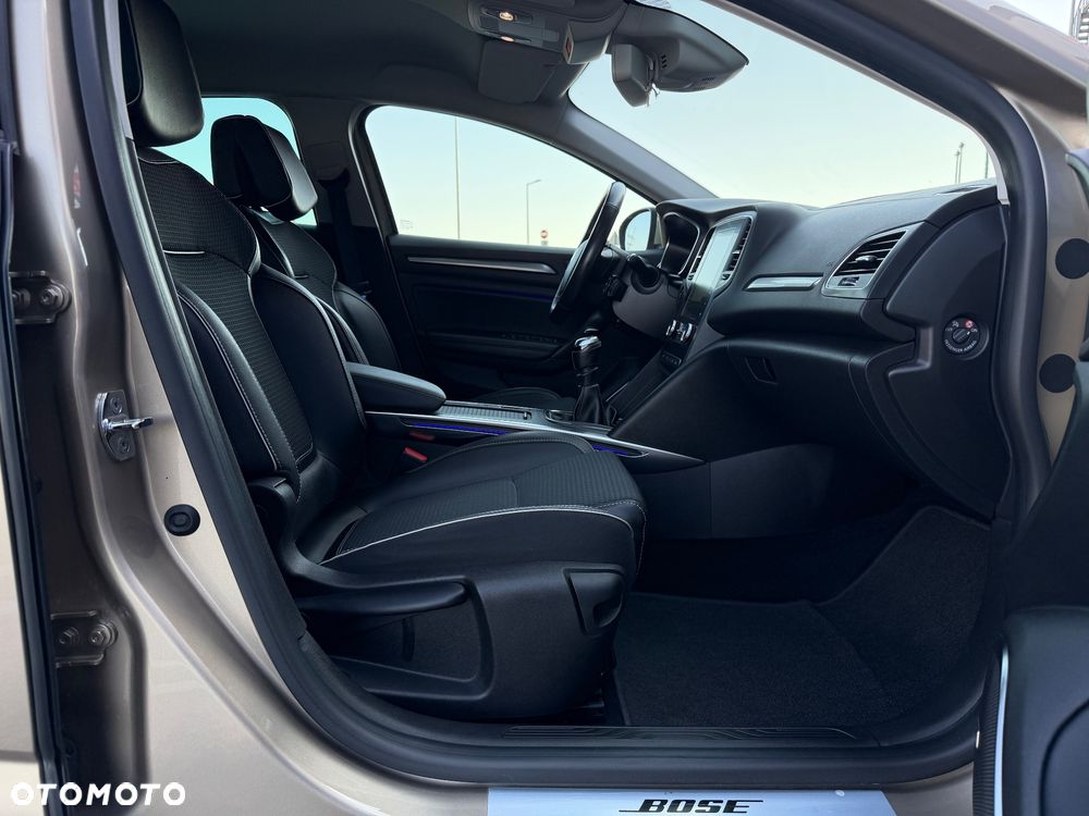 Renault Megane 1.2 Energy TCe Bose - 22