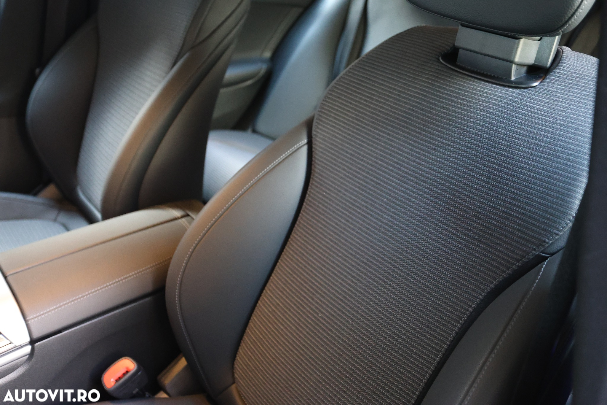 Mercedes-Benz C 180 T 9G-TRONIC Edition Avantgarde - 18