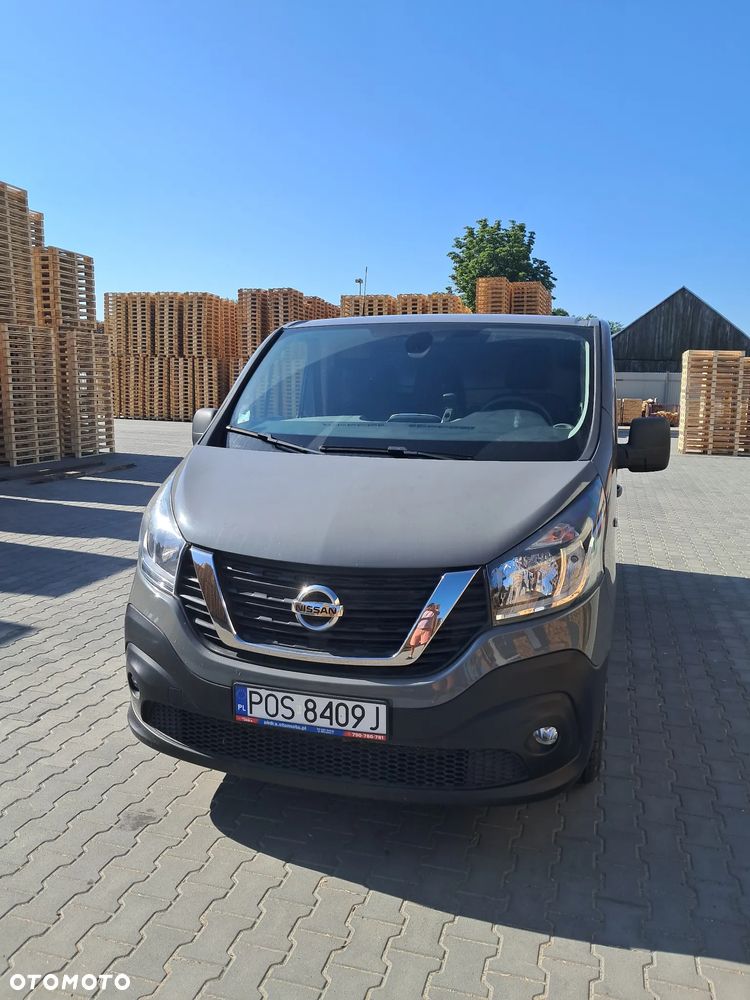 Nissan NV300 - 1