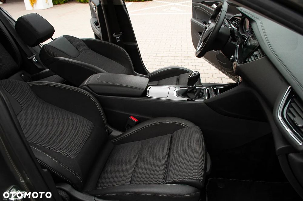 Opel Insignia 2.0 Business Innovation - 25