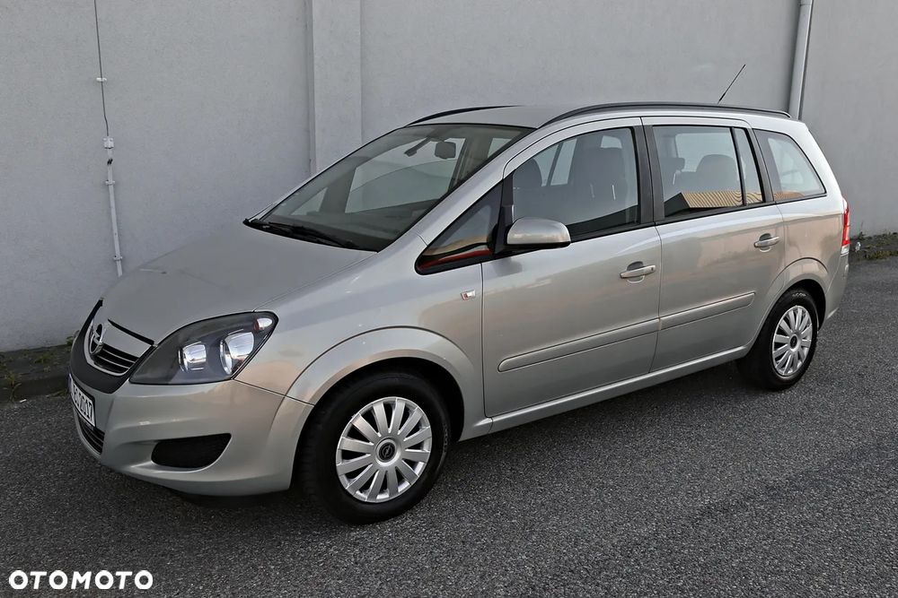 Opel Zafira - 2