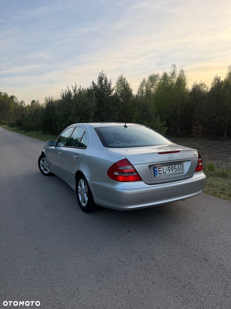 Mercedes-Benz Klasa E - 12