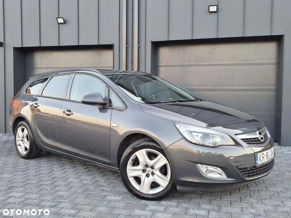 Opel Astra - 1