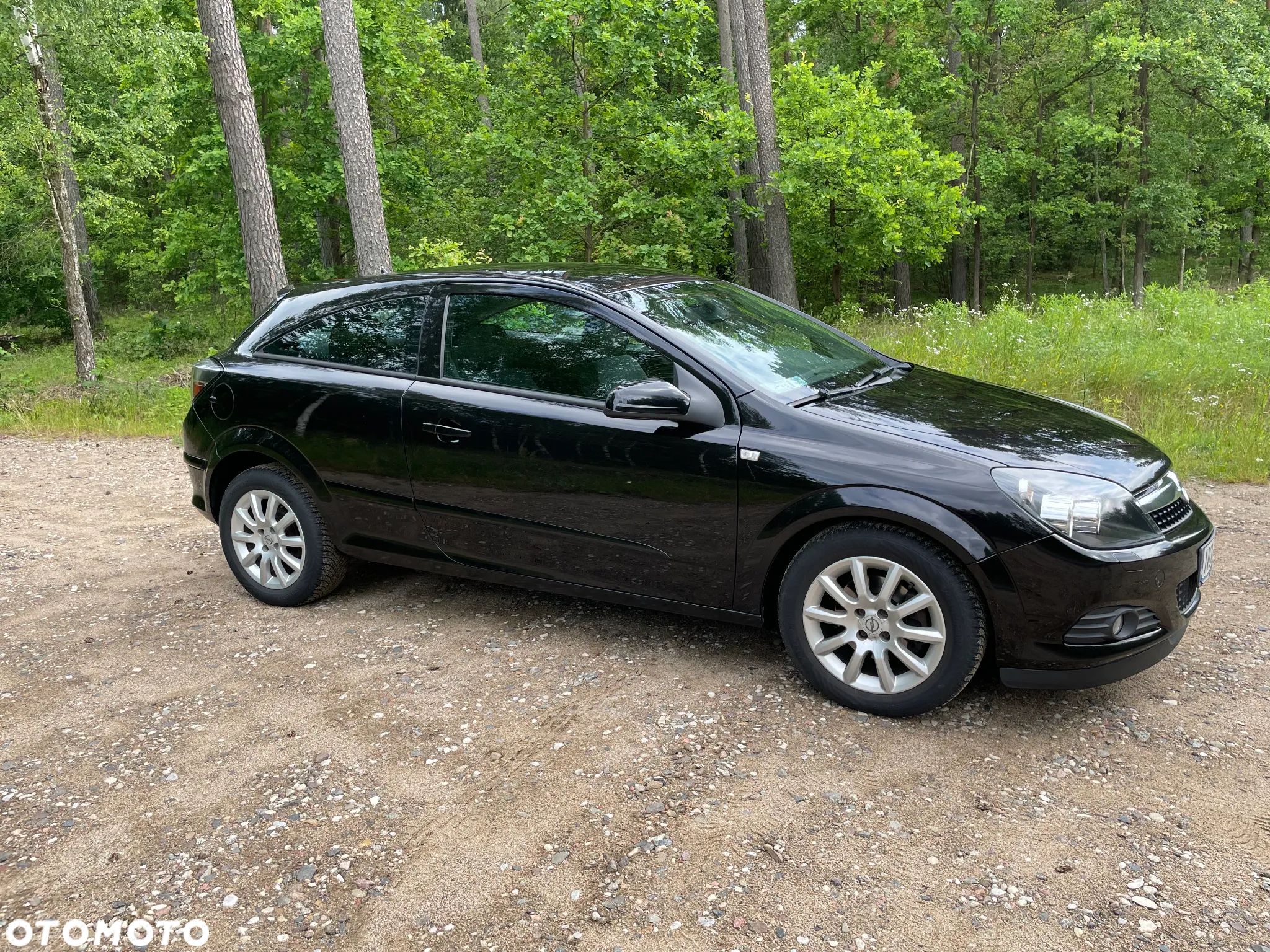 Opel Astra GTC 1.6 - 1