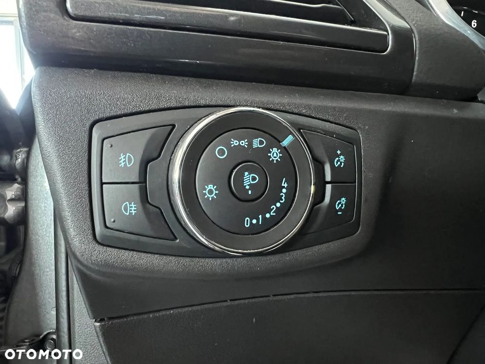Ford Mondeo 2.0 EcoBlue Titanium - 22