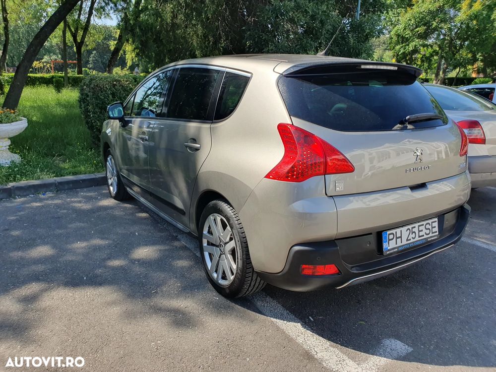 Peugeot 3008 HYbrid4 2.0 HDI FAP BMP - 8