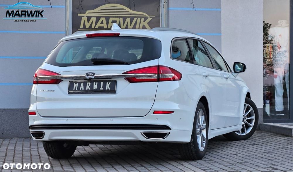 Ford Mondeo - 37