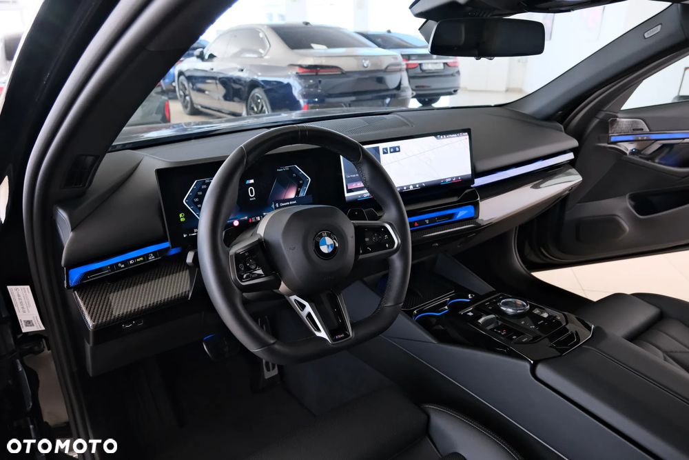 BMW Seria 5 520d xDrive mHEV M Sport - 34