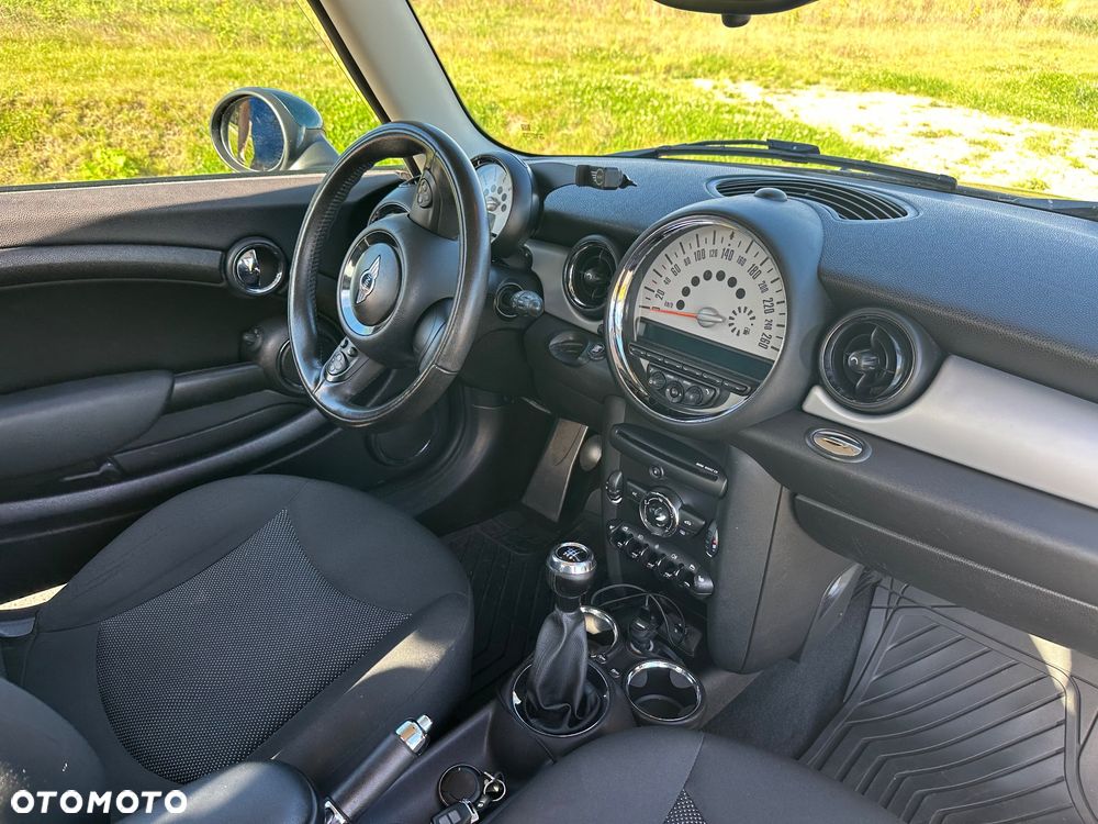 MINI Cooper D - 10
