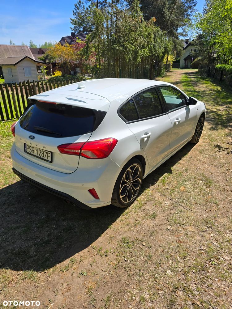 Ford Focus 1.5 EcoBoost ST-Line - 8