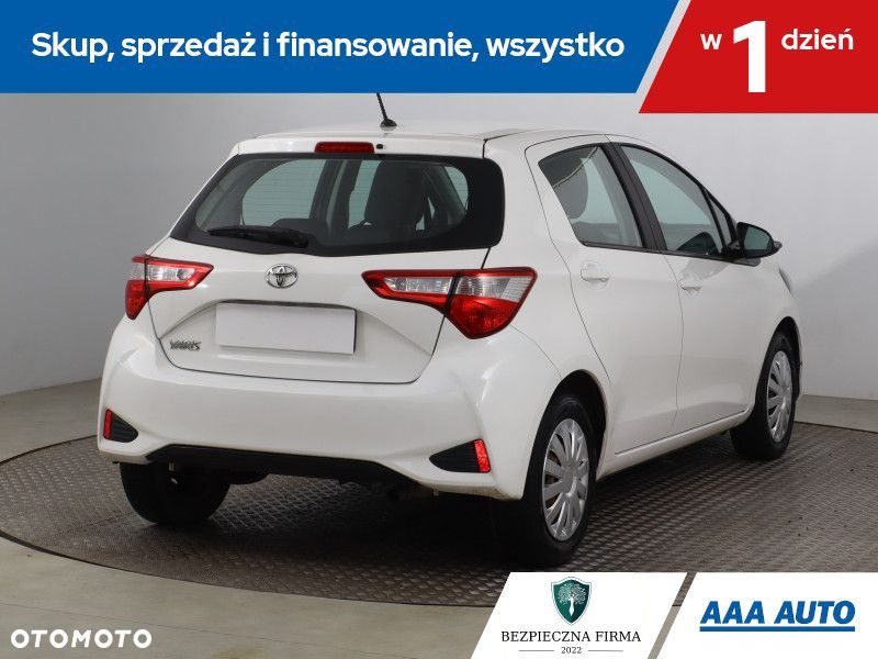 Toyota Yaris - 6