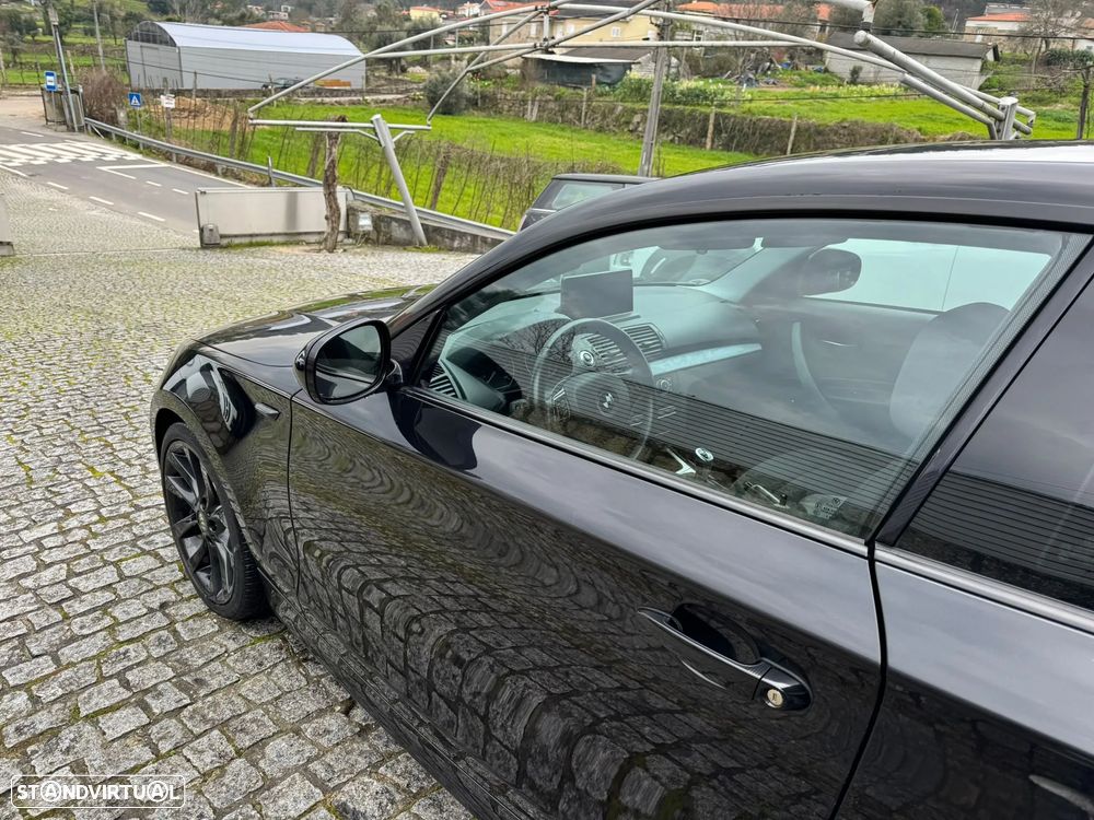 BMW 118 d Edition Exclusive - 13