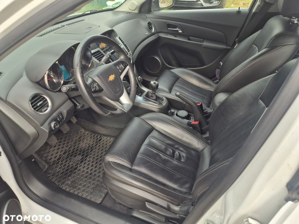 Chevrolet Cruze 2.0 D LTZ - 13