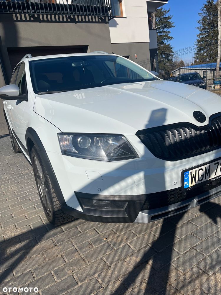 Skoda Octavia 2.0 TDI 4x4 DSG Scout - 3