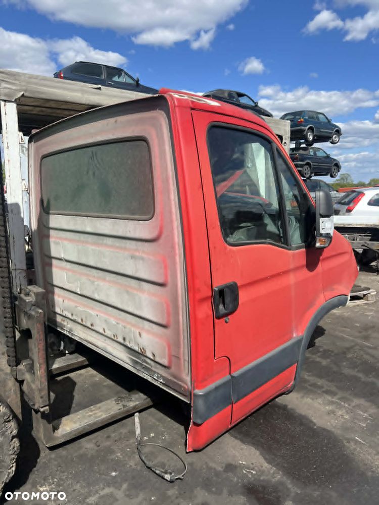Kabina Iveco Daily IV 4 / TRANSPORT / CZĘŚCI - 3