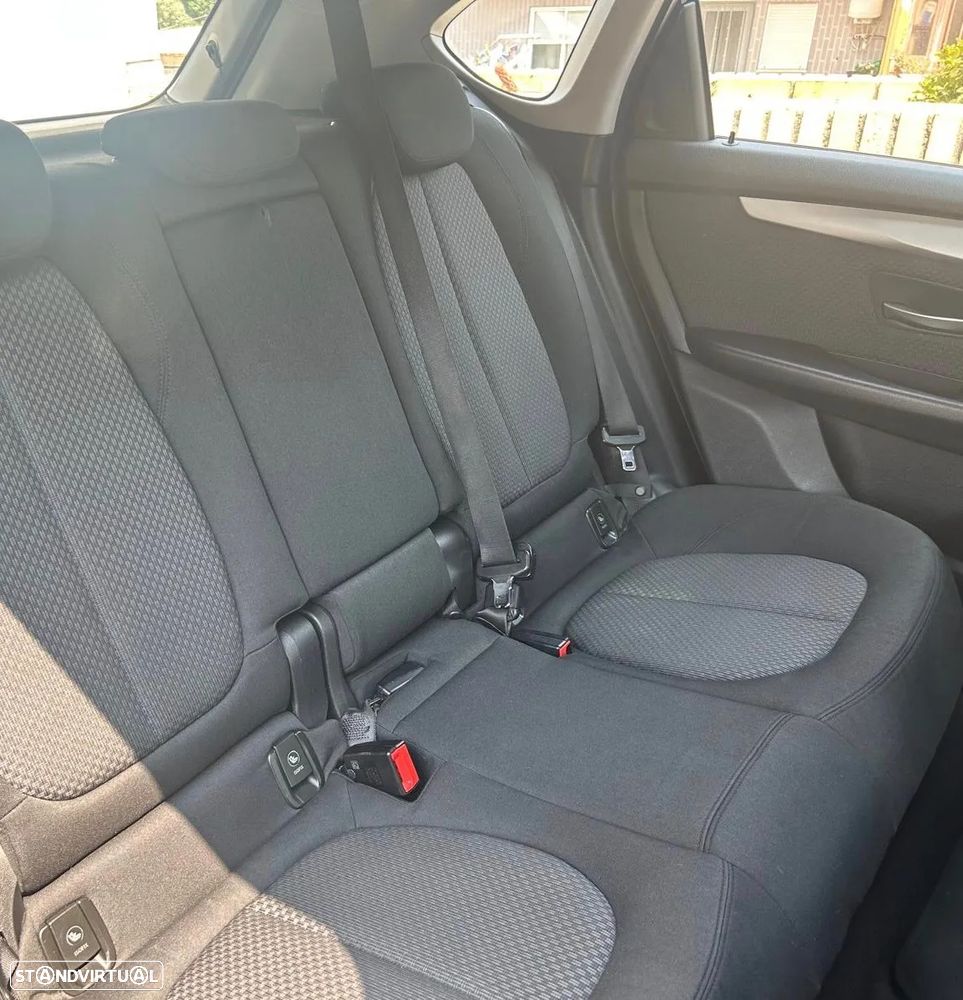 BMW 225xe Active Tourer Advantage - 22